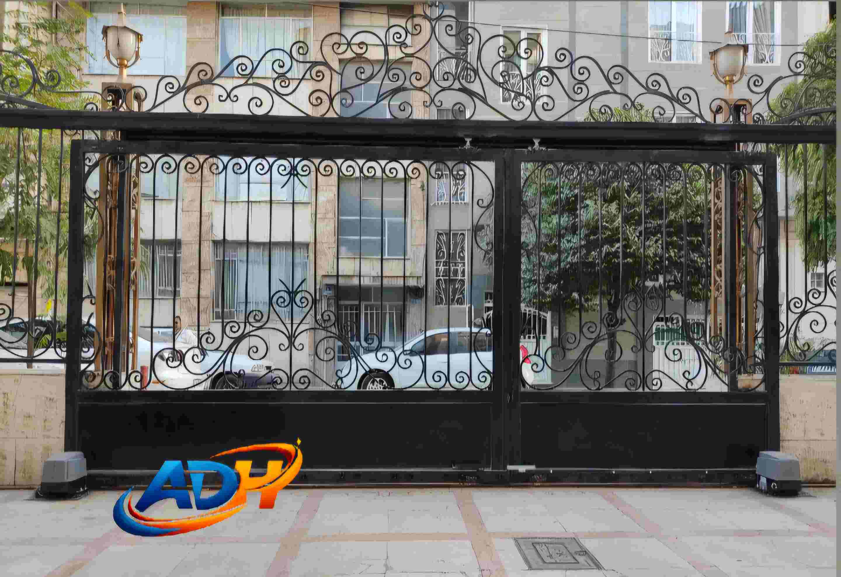 درب پارکینگ ریلی مجهز به موتور کشویی مناسب ساختمان‌های تهران
